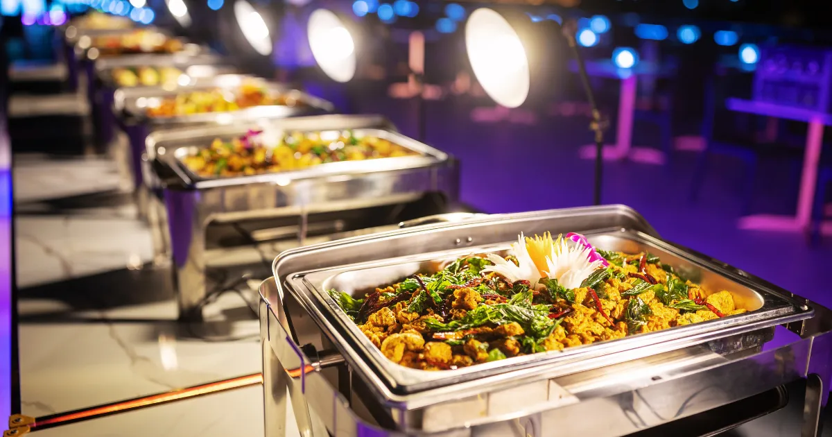 บุฟเฟ่ต์บนเรือสำราญเดอะ ลักซ์ชัวรี่ ไวท์ มีเยอะมาก